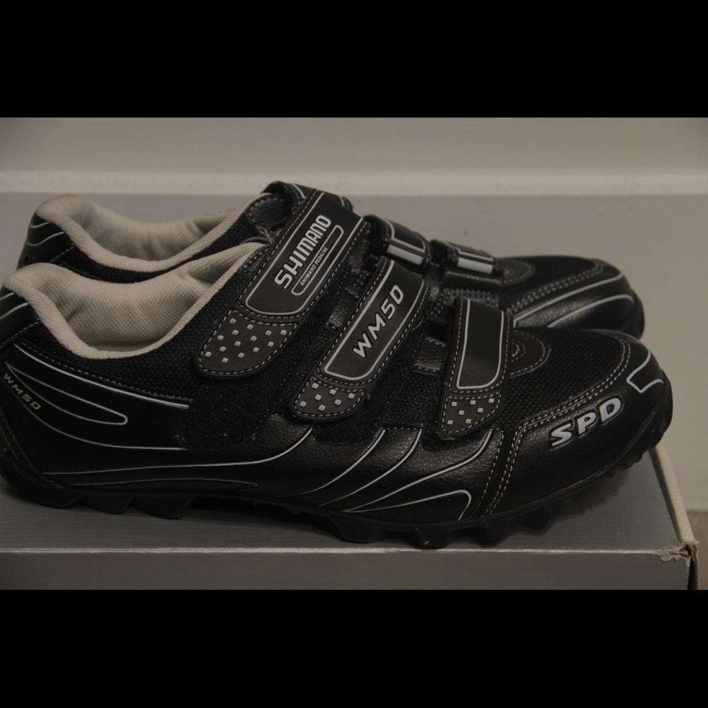 Shimano Bicycle Shoes women’s 10